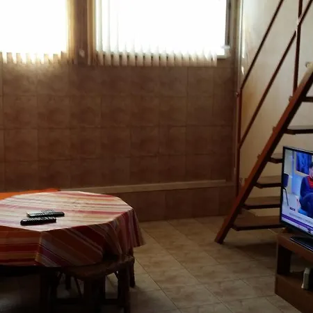 Apartament Shopen Mezonet